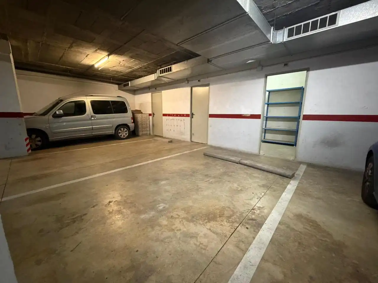 Parking de Trastero de alquiler en Badalona