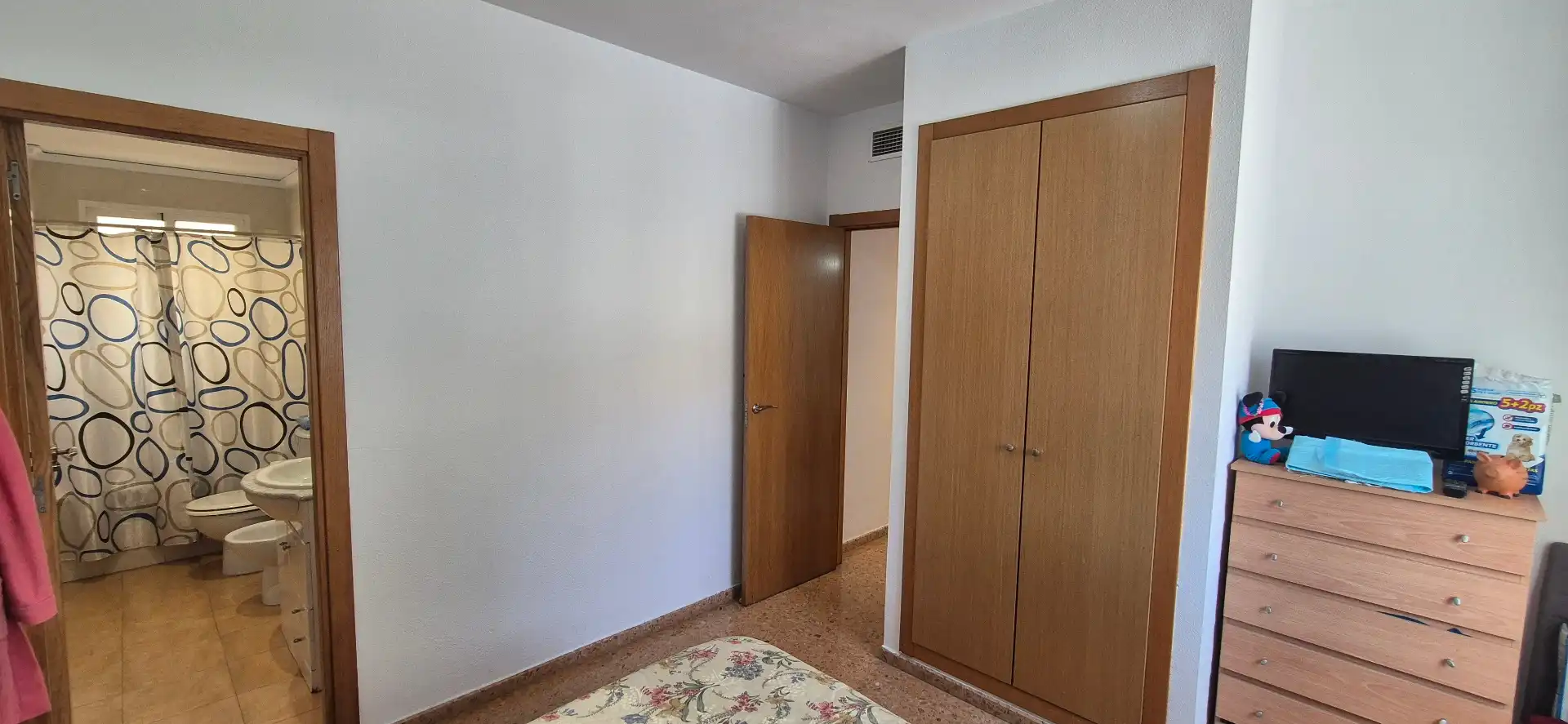 Schlafzimmer von Erdgeschoss zum Verkauf in Piles mit Klimaanlage, Heizung und Abstellraum