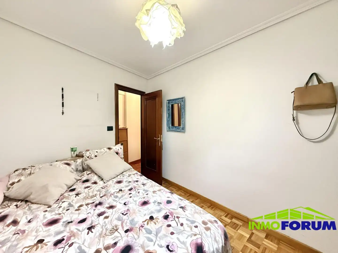 Dormitori de Pis en venda en A Coruña Capital  amb Parquet