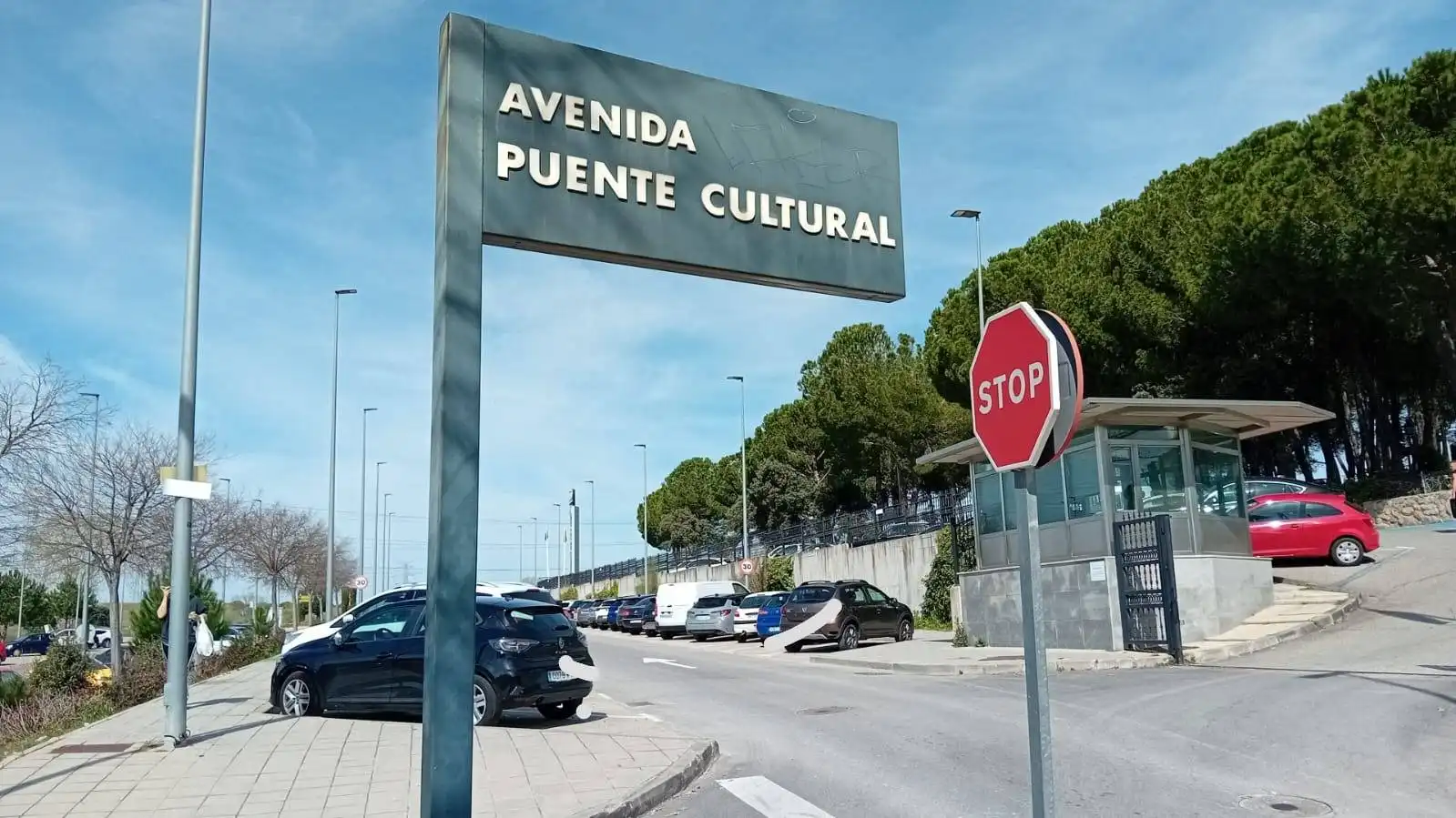 Vista exterior de Loft en venda en San Sebastián de los Reyes amb Calefacció