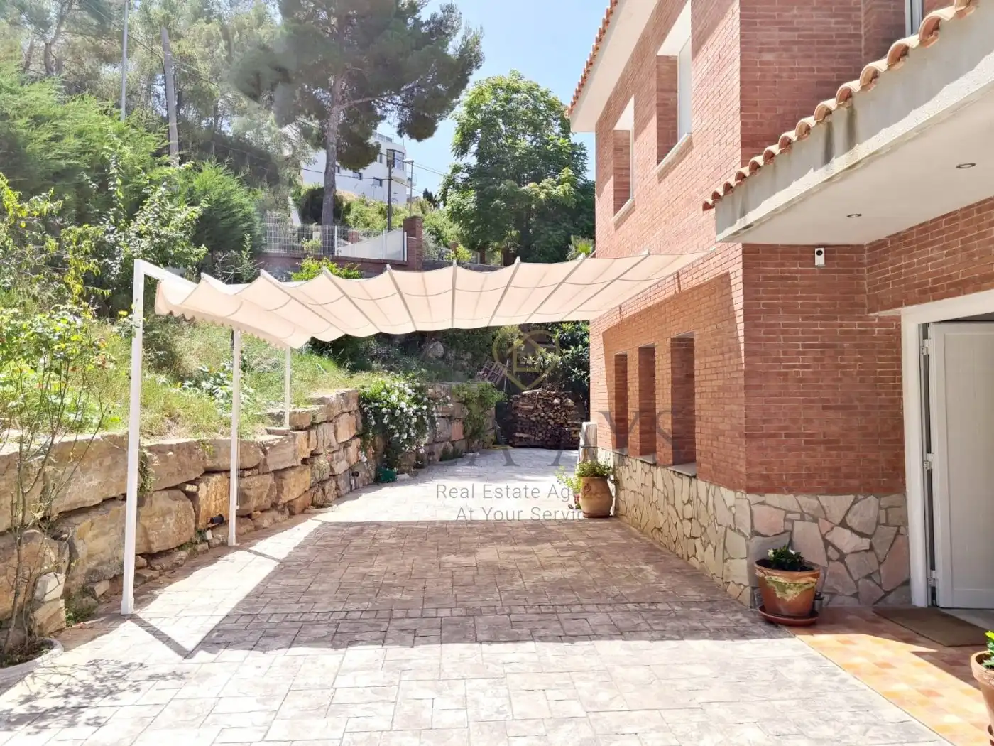 Vista exterior de Casa o chalet en venta en Cervelló con Aire acondicionado, Calefacción y Jardín privado