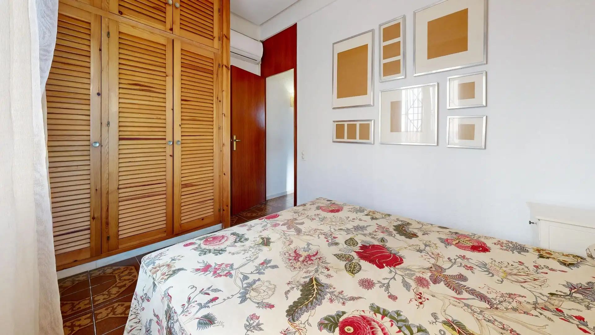 Bedroom of Houses for rent in Torrevieja  with Air Conditioner, Private garden and Terrace