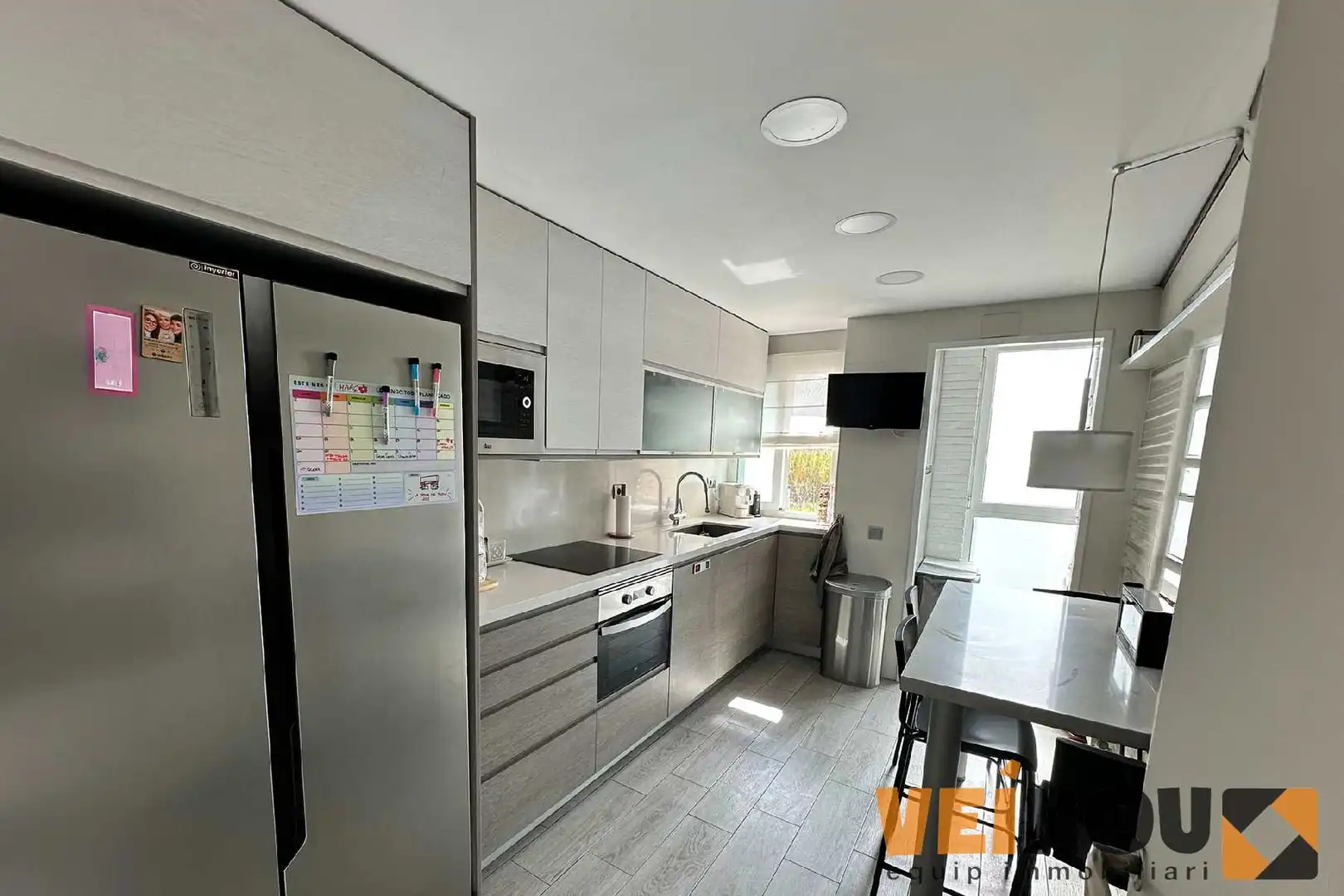 Kitchen of Flat for sale in Barcelona  with Air Conditioner, Parquet flooring and Balcony