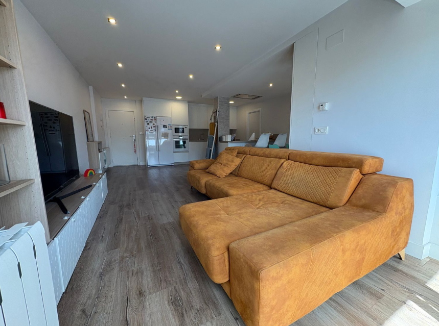 Living room of Flat for sale in Bilbao   with Heating and Terrace