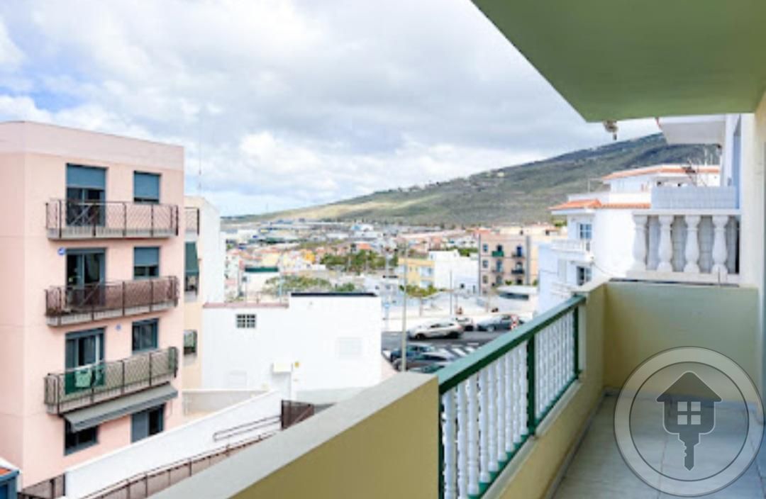 Piso en venta en De La Constitución, Casco Urbano, Adeje