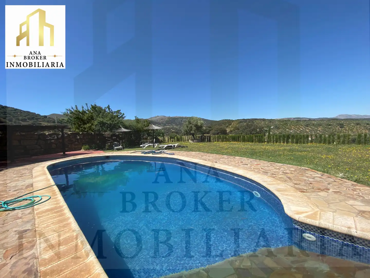 Jardín de Casa o chalet en venta en Ronda con Aire acondicionado, Calefacción y Jardín privado