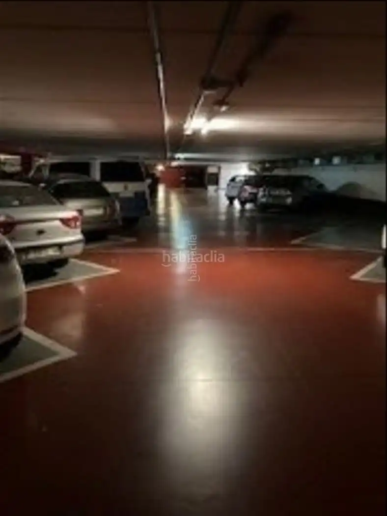 Einzelparkplatz zum Verkauf in Rambla del Brasil 85, imagen 5