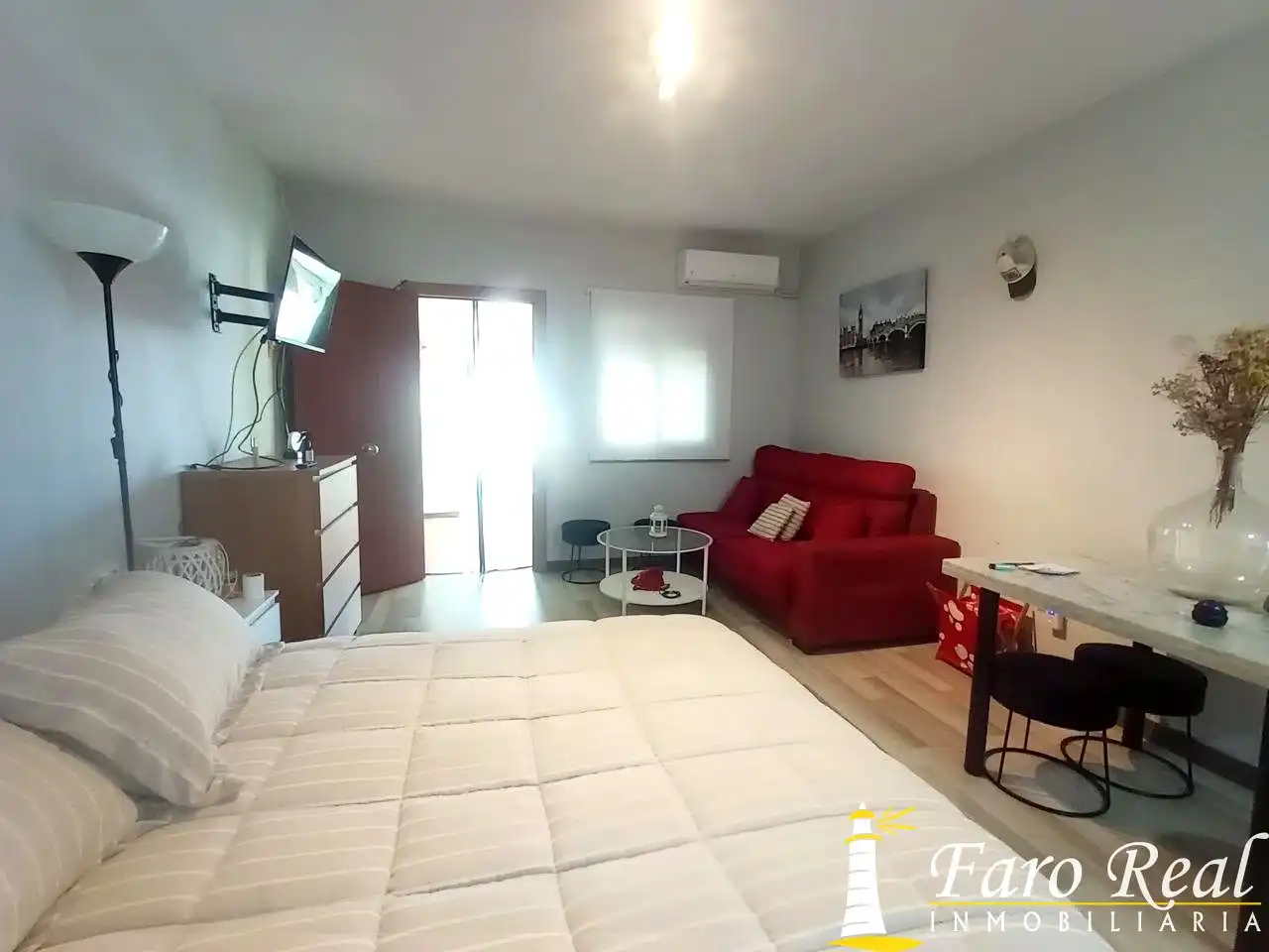 Habitación de Finca rústica de alquiler en Sanlúcar de Barrameda con Aire acondicionado, Jardín privado y Piscina