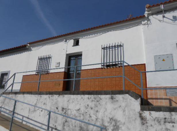 Casa adosada en Venta en Fuente Montes en El Cerro de Andévalo