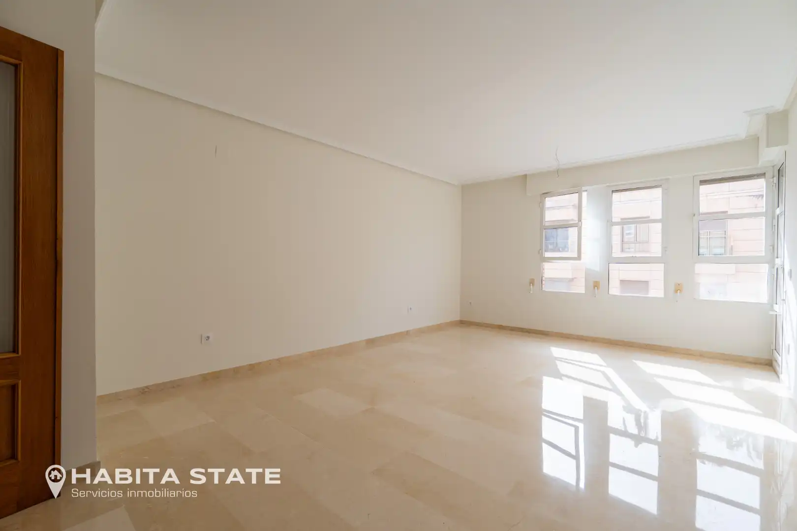 Living room of Flat for rent in Almería  with Air Conditioner, Heating and Terrace