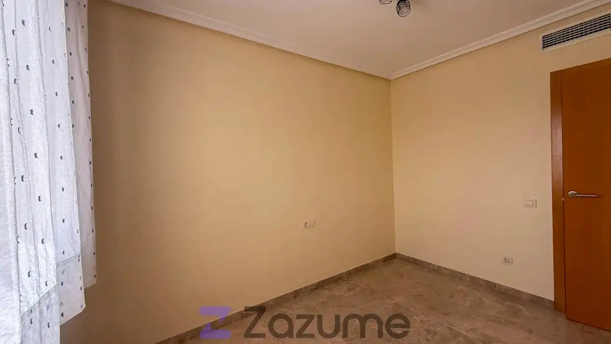 Schlafzimmer von Wohnung zur Miete in Murcia mit Klimaanlage, Heizung und Terrasse