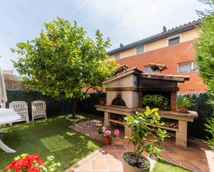 Jardí de Casa o xalet en venda en Viladecans amb Aire condicionat, Calefacció i Jardí privat