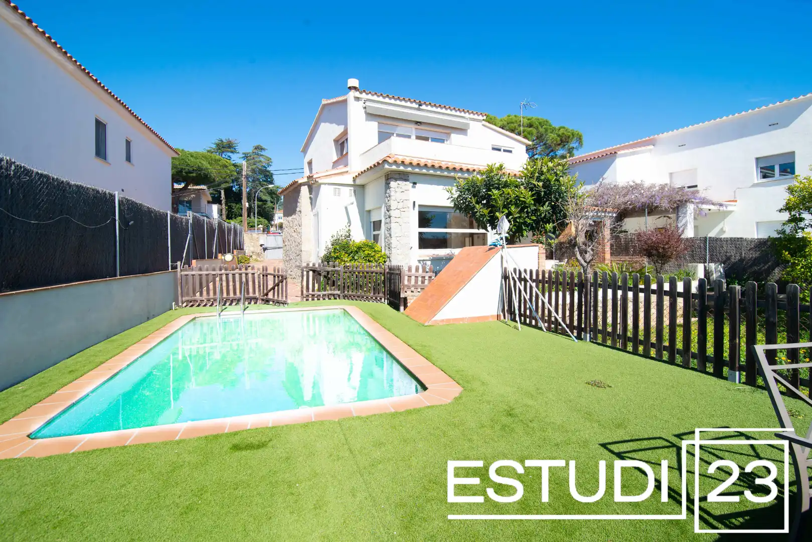 Vista exterior de Casa o chalet en venta en Vilassar de Dalt con Calefacción, Jardín privado y Terraza