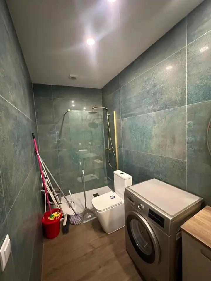 Baño de Piso en venta en Zaragoza con Aire acondicionado, Calefacción y Amueblado