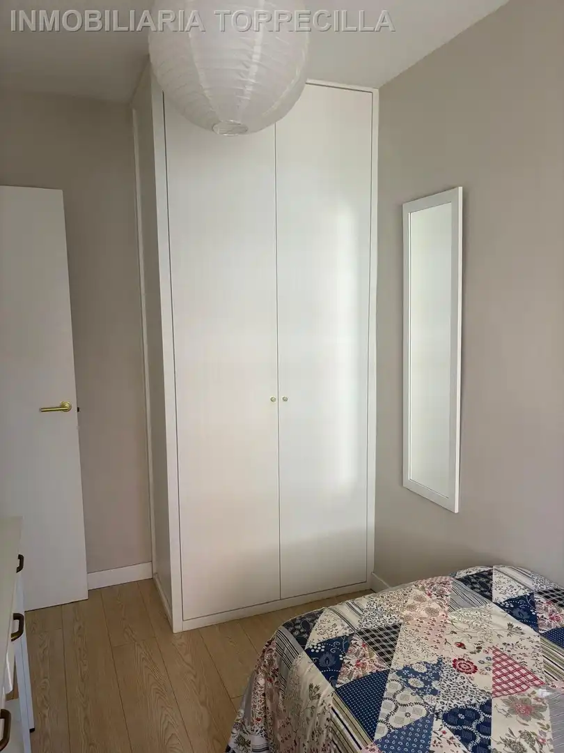 Schlafzimmer von Wohnung zur Miete in Valladolid mit Klimaanlage, Heizung und Möbliert