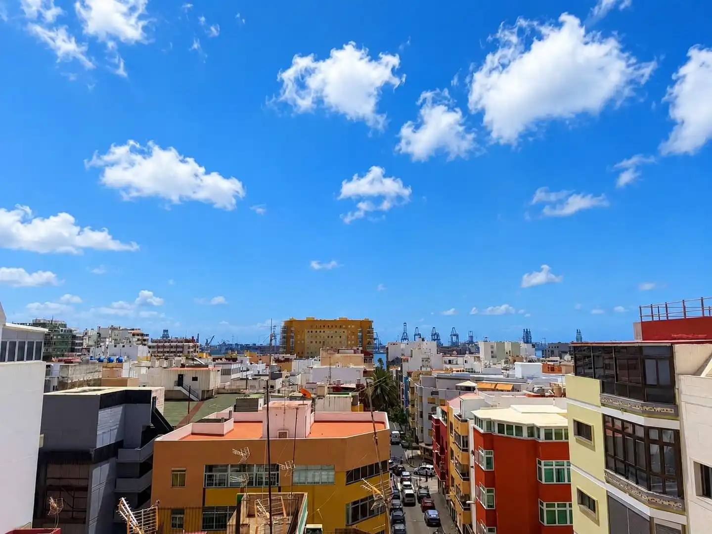 Vista exterior de Àtic en venda en Las Palmas de Gran Canaria