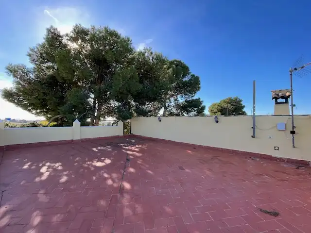 Jardí de Casa o xalet en venda en Alicante / Alacant amb Aire condicionat, Calefacció i Jardí privat