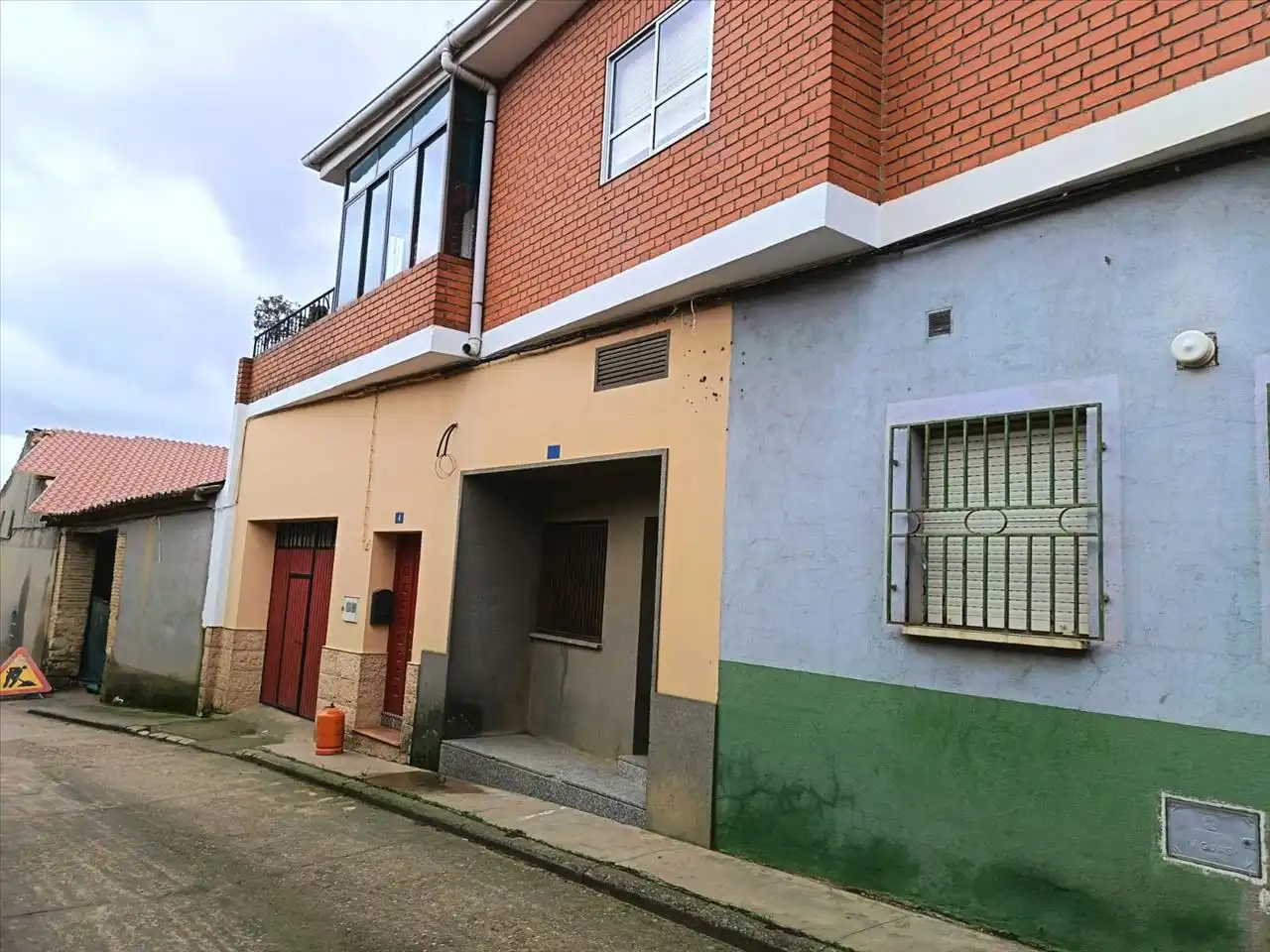 Vista exterior de Local en venda en Pinilla de Toro
