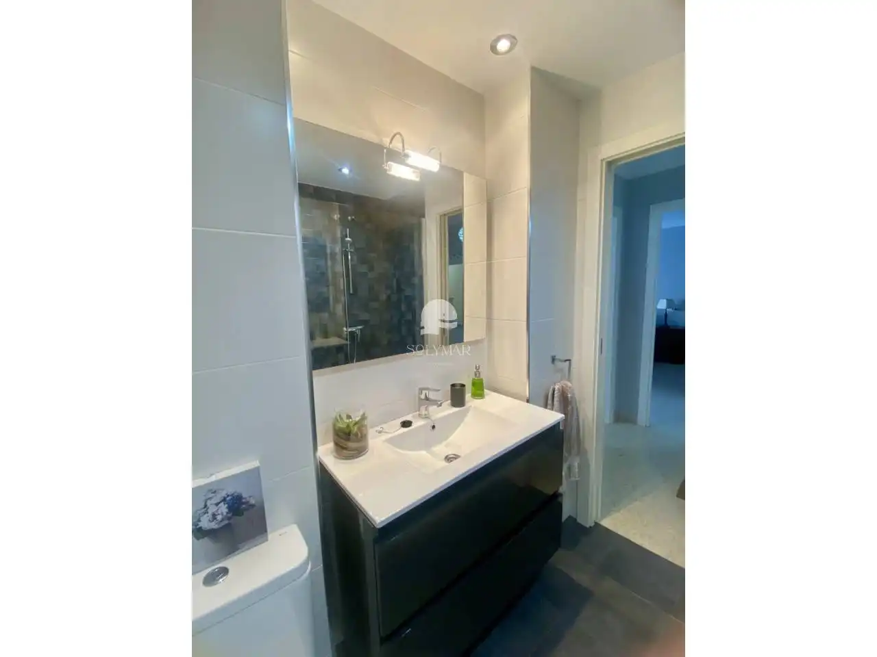 Baño de Piso de alquiler en Vélez-Málaga con Aire acondicionado, Terraza y Amueblado