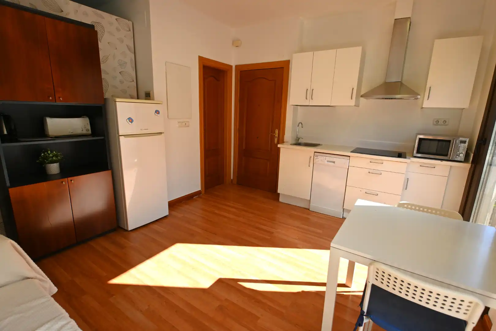 Cuina de Pis en venda en Granada amb Aire condicionat i Balcó