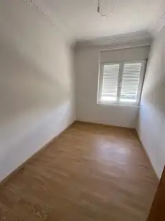Dormitori de Casa o xalet en venda en León Capital  amb Calefacció i Traster