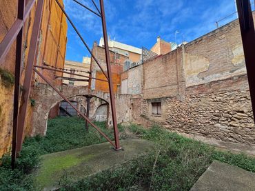 Terreno residencial en venta en Carrer dels Recs 27