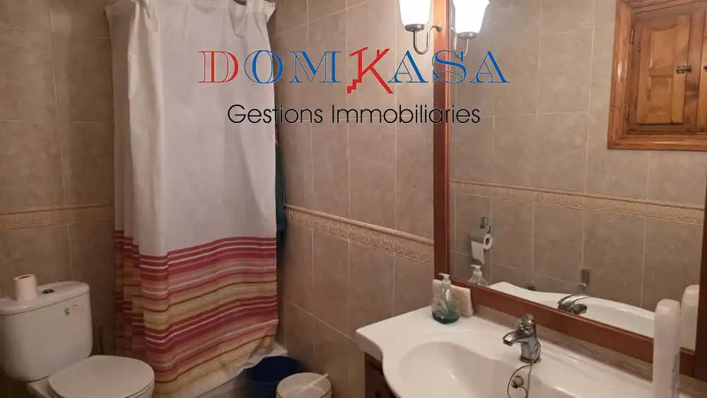 Badezimmer von Haus oder Chalet zum Verkauf in Roquetes mit Möbliert