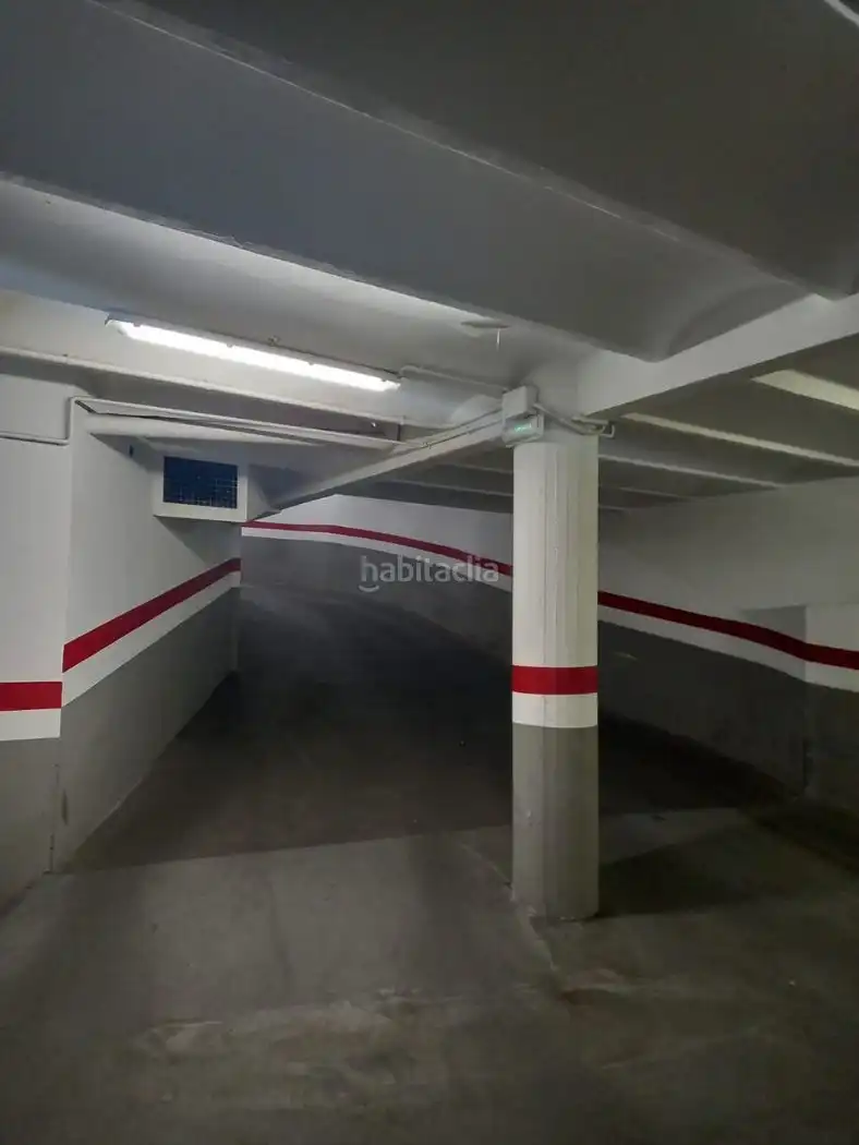 Parking for sale in Avinguda de Roma 13, imagen 3