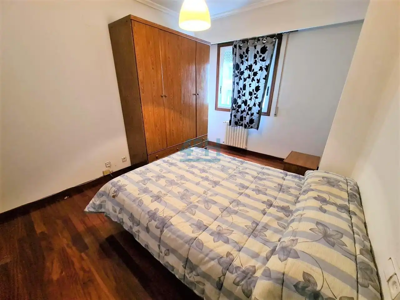 Bedroom of Apartments for rent in Ourense Capital   with Heating, Storage room and Furnished