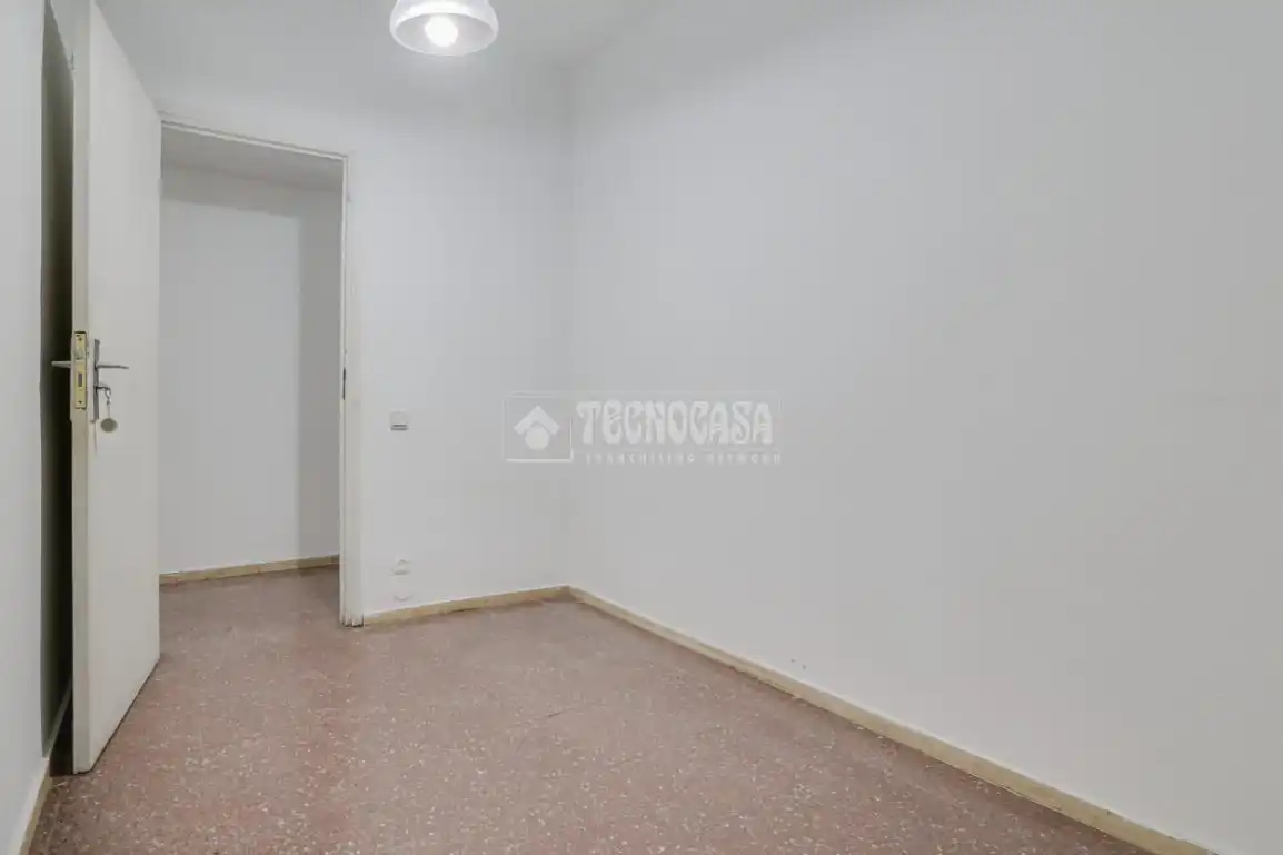 Habitación de Piso en venta en Barcelona con Jardín privado, Terraza y Balcón