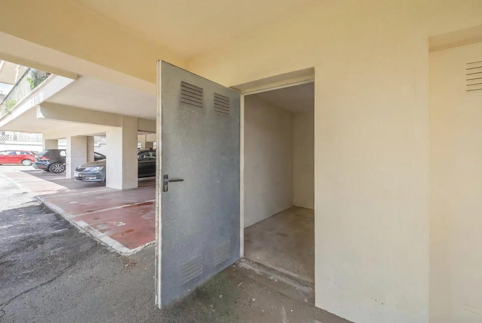 Flat for sale in  Palma de Mallorca  with Air Conditioner, Private garden and Terrace