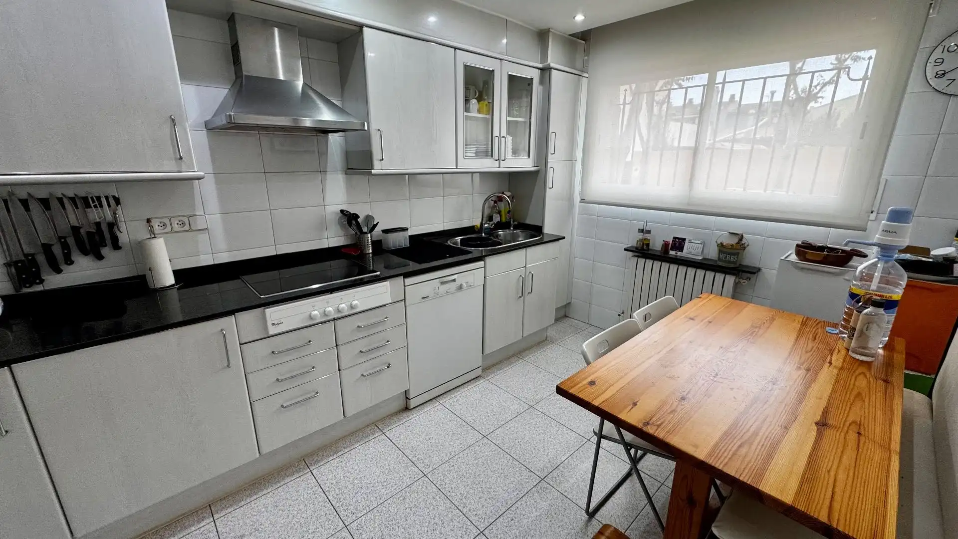 Cuina de Casa o xalet en venda en Palafrugell amb Aire condicionat, Calefacció i Jardí privat