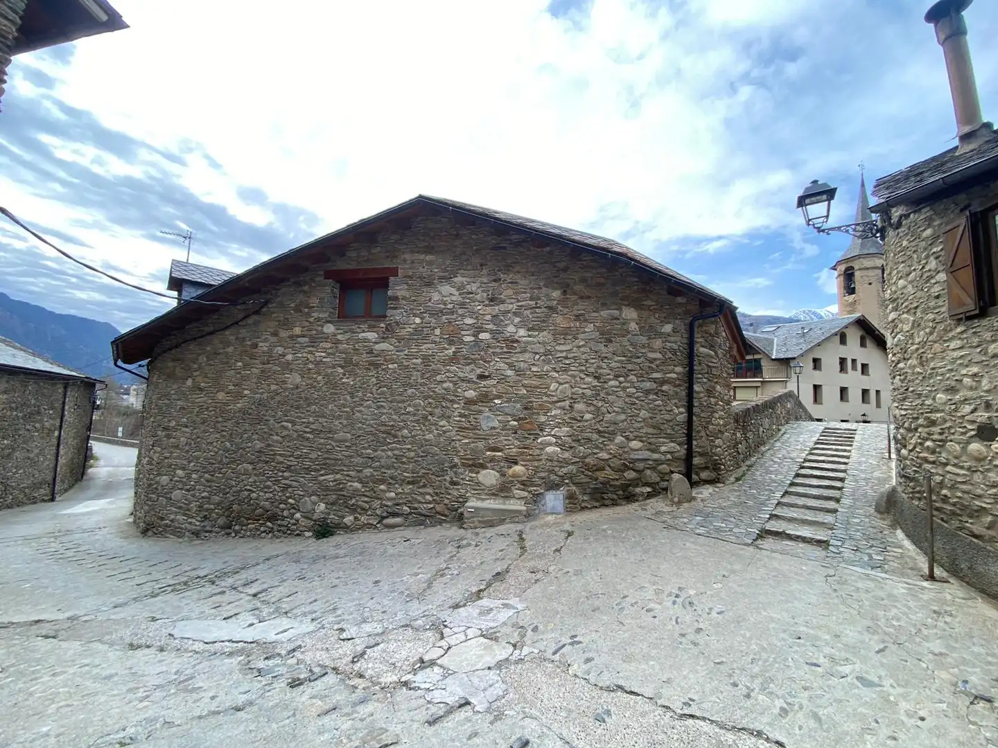 Vista exterior de Casa o chalet en venta en Esterri d'Àneu con Calefacción, Parquet y Terraza
