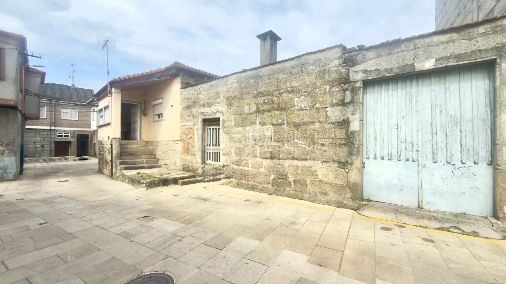 Casa in vendita a Calle SANTA MARIÑA, imagen 2