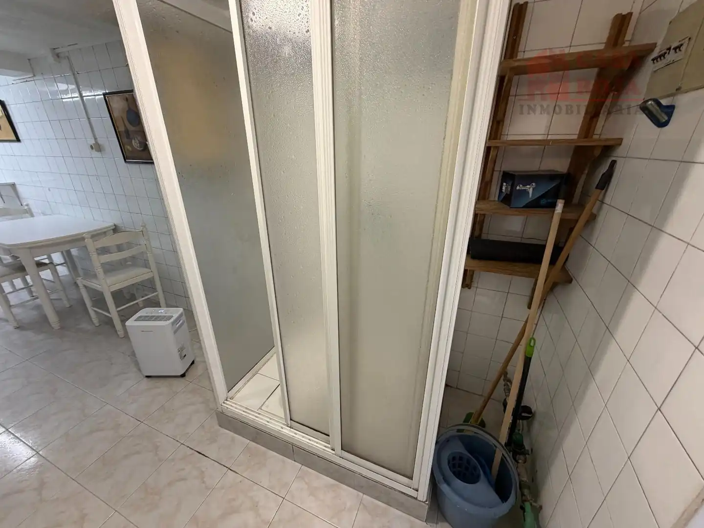 Bathroom of Houses for sale in Cangas   with Washing machine and Balcony