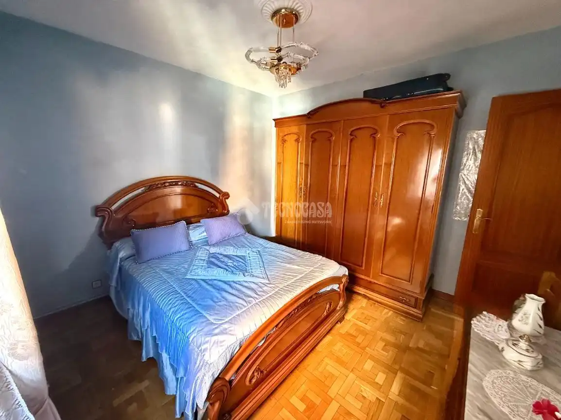 Schlafzimmer von Wohnung zum Verkauf in Madrid mit Klimaanlage, Heizung und Terrasse