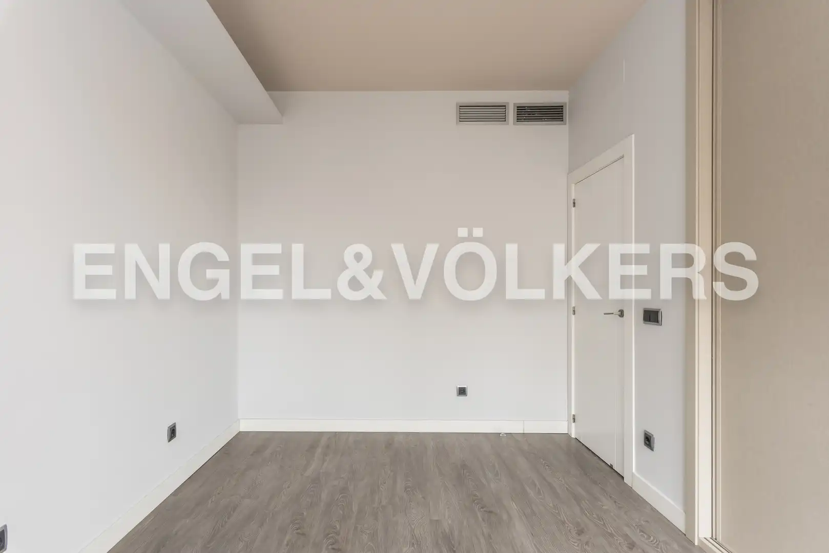 Wohnung zur Miete in Madrid mit Klimaanlage, Heizung und Terrasse