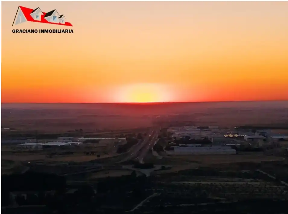 Vista exterior de Dúplex en venta en Chinchilla de Monte-Aragón con Calefacción, Amueblado y Microondas