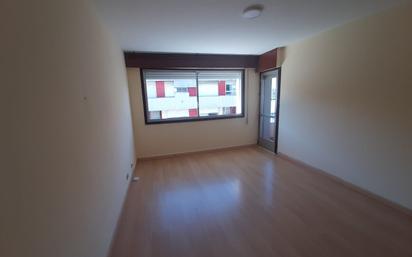 Bedroom of Flat for sale in Vigo 