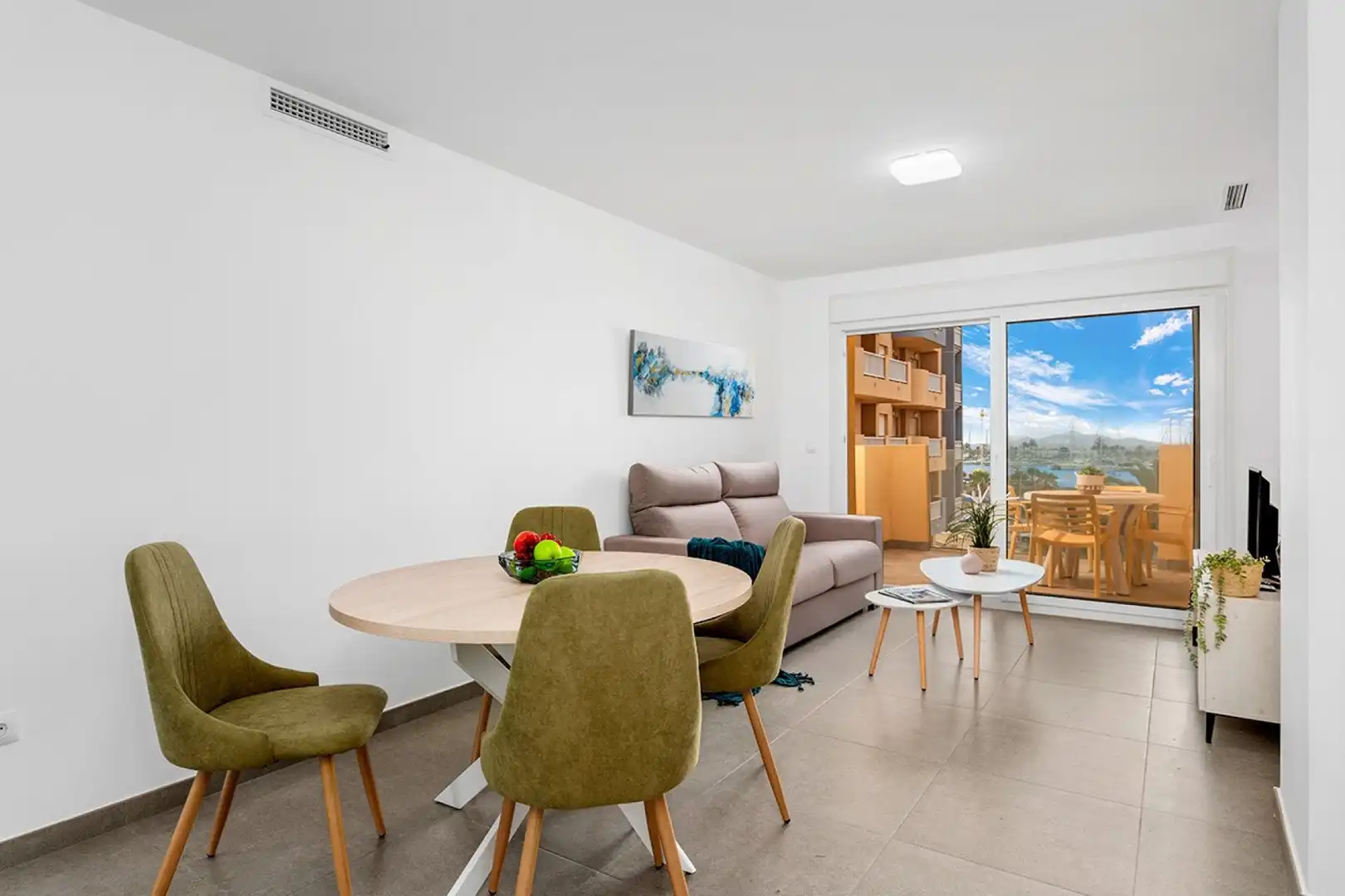 Sala de estar de Piso en venta en La Manga del Mar Menor con Aire acondicionado, Calefacción y Jardín privado