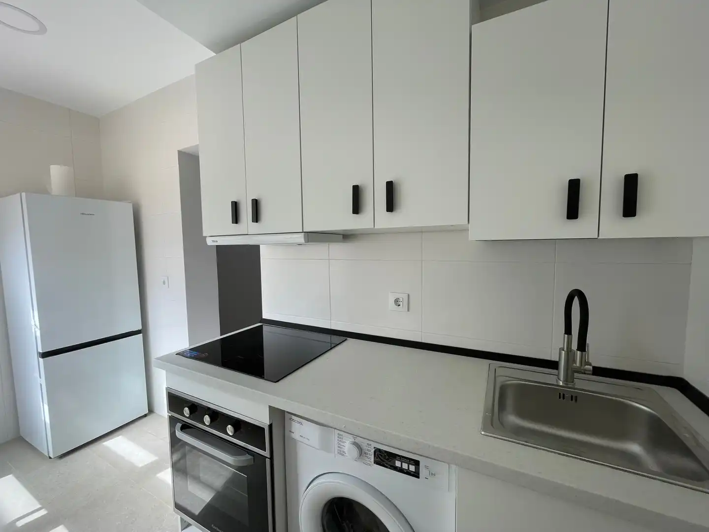 Kitchen of Flat for rent in Brunete  with Air Conditioner, Heating and Terrace