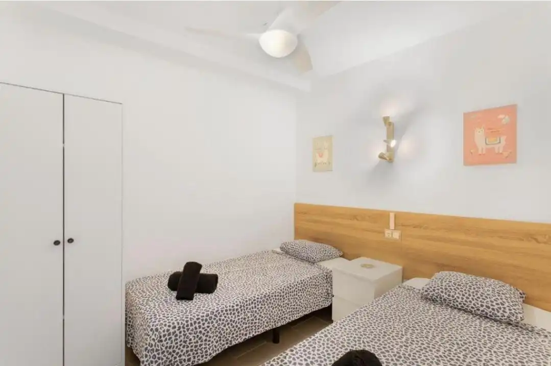 Habitación de Planta baja en venta en San Bartolomé de Tirajana con Terraza, Amueblado y Lavadora