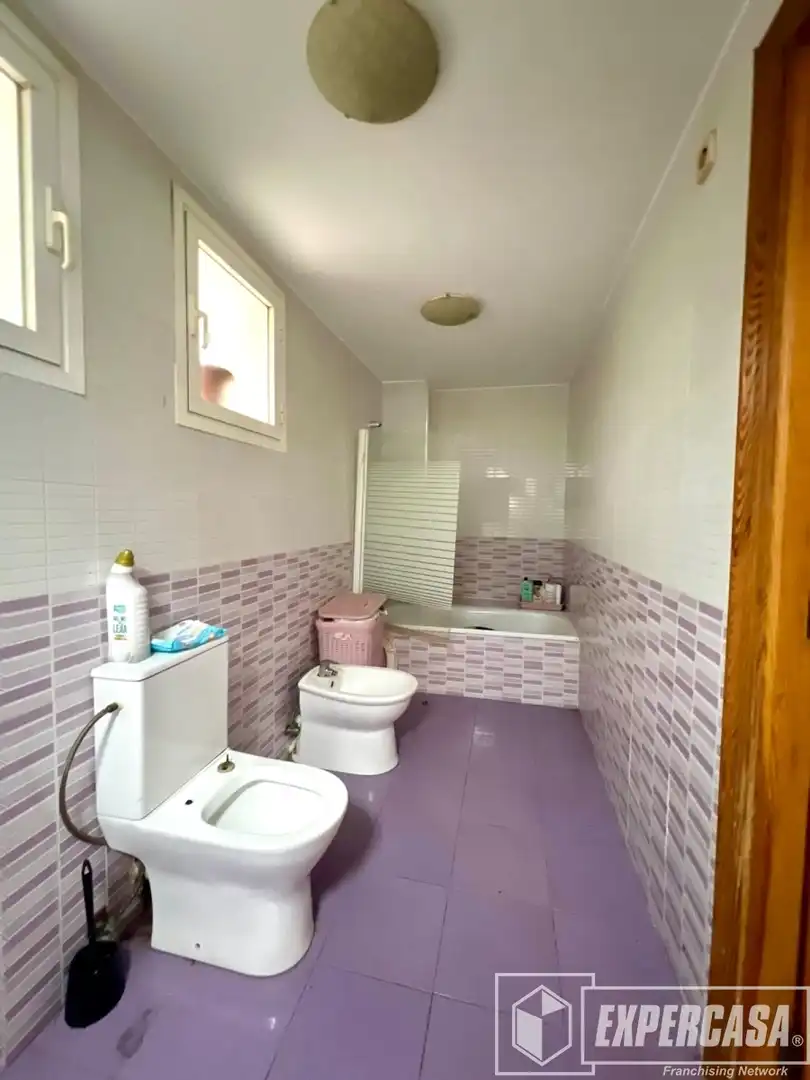 Bathroom of Flat for sale in Alaquàs, Valencia