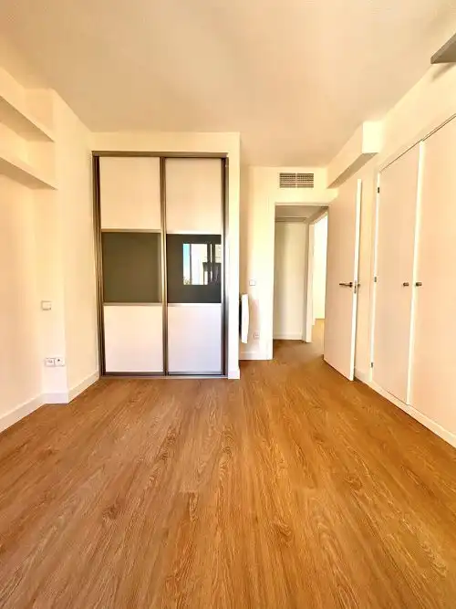 Bedroom of Flat for rent in Chamberí