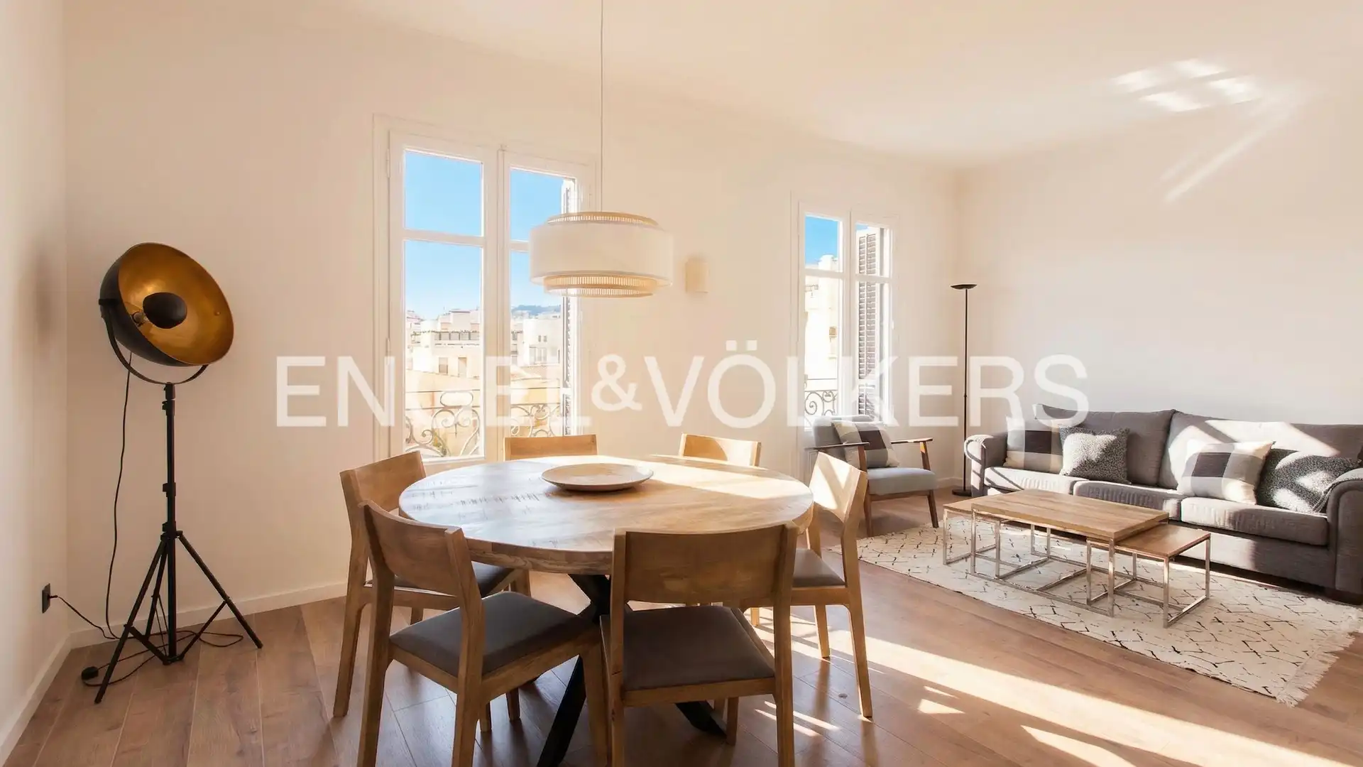 Vista exterior de Piso en venta en  Barcelona Capital con Aire acondicionado, Calefacción y Parquet