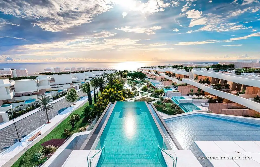 Piscina de Apartamento en venta en Marbella con Jardín privado, Terraza y Trastero