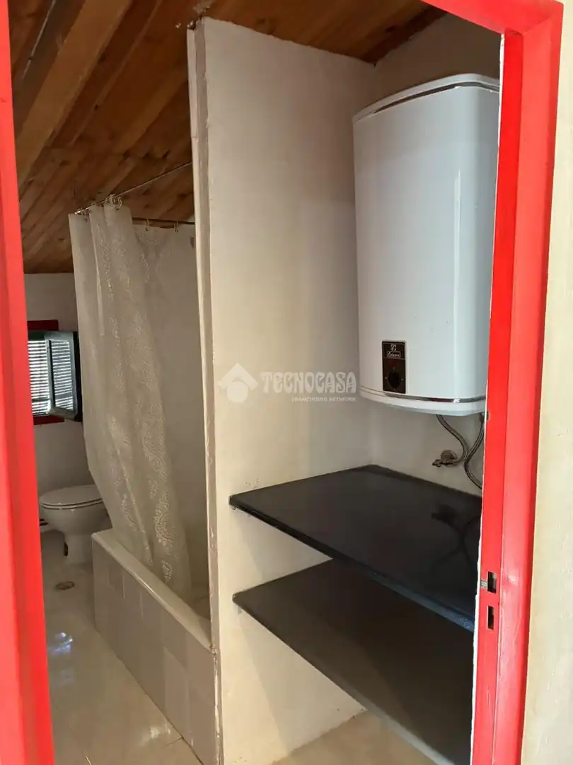 Baño de Casa adosada en venta en Cifuentes, Guadalajara