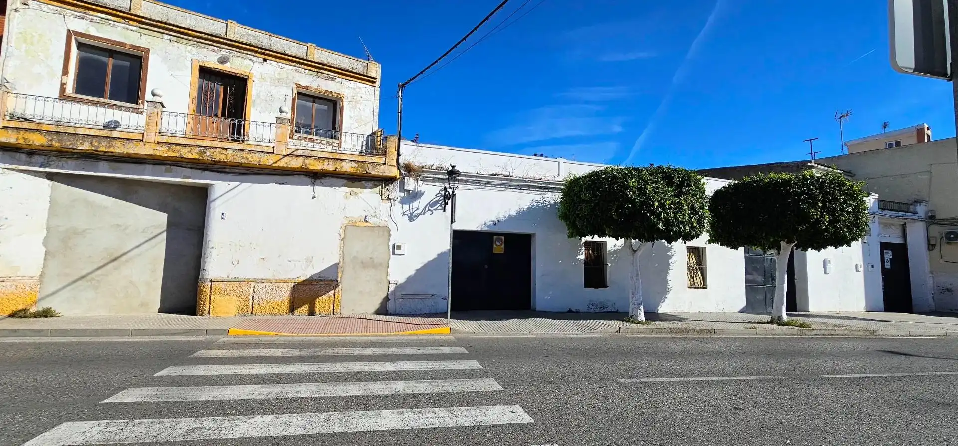 Vista exterior de Casa adosada en venta en La Algaba