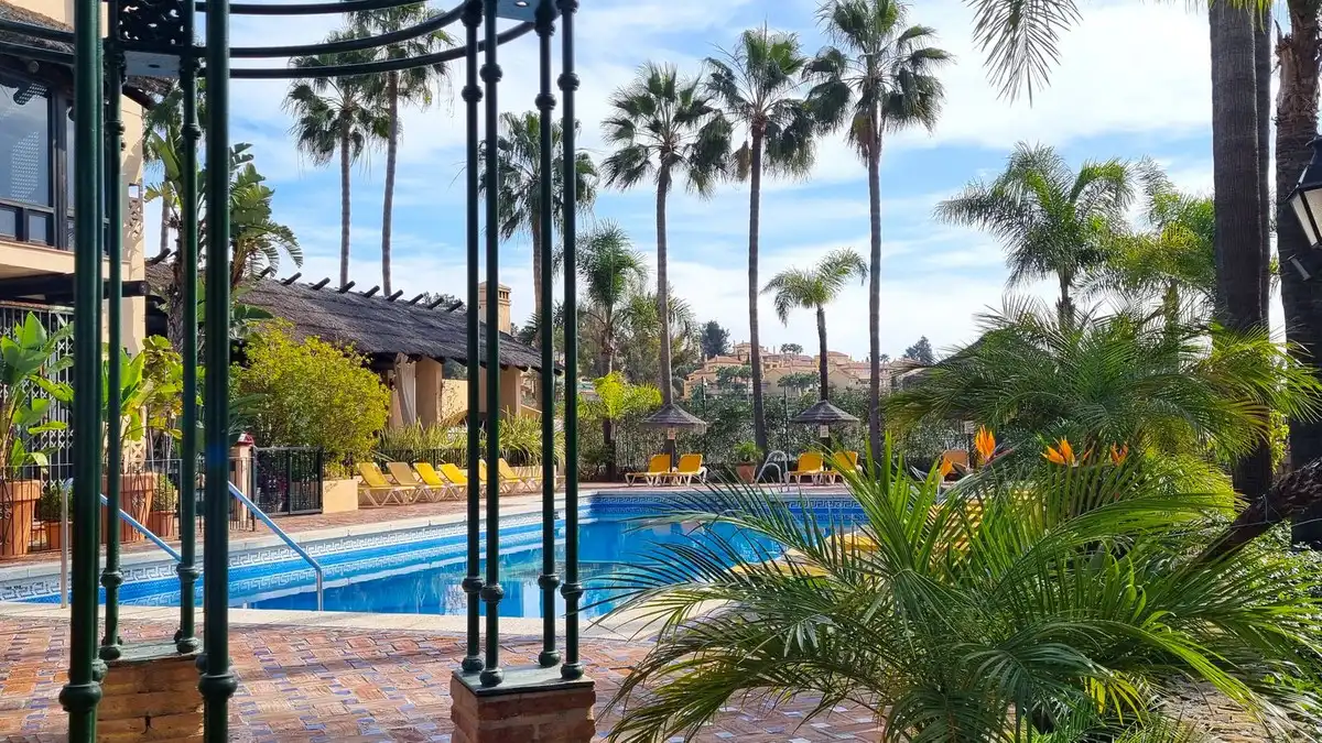 Adosado con piscina en venta en Nueva Andalucía, imagen 8
