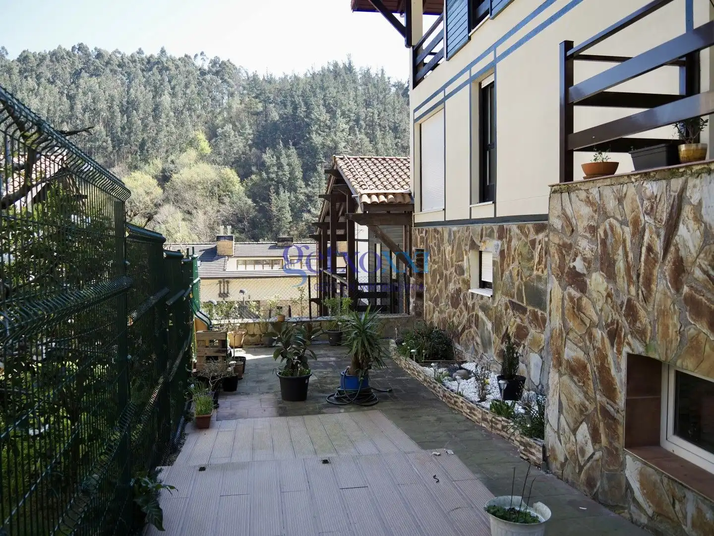 Vista exterior de Casa adosada en venda en Plentzia amb Calefacció, Jardí privat i Terrassa